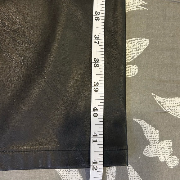 🖤”Decjuba” Women's Black Flat Front Faux Leather Pants w/ Zipper & Pockets Sz 8🖤 - Picture 11 of 12